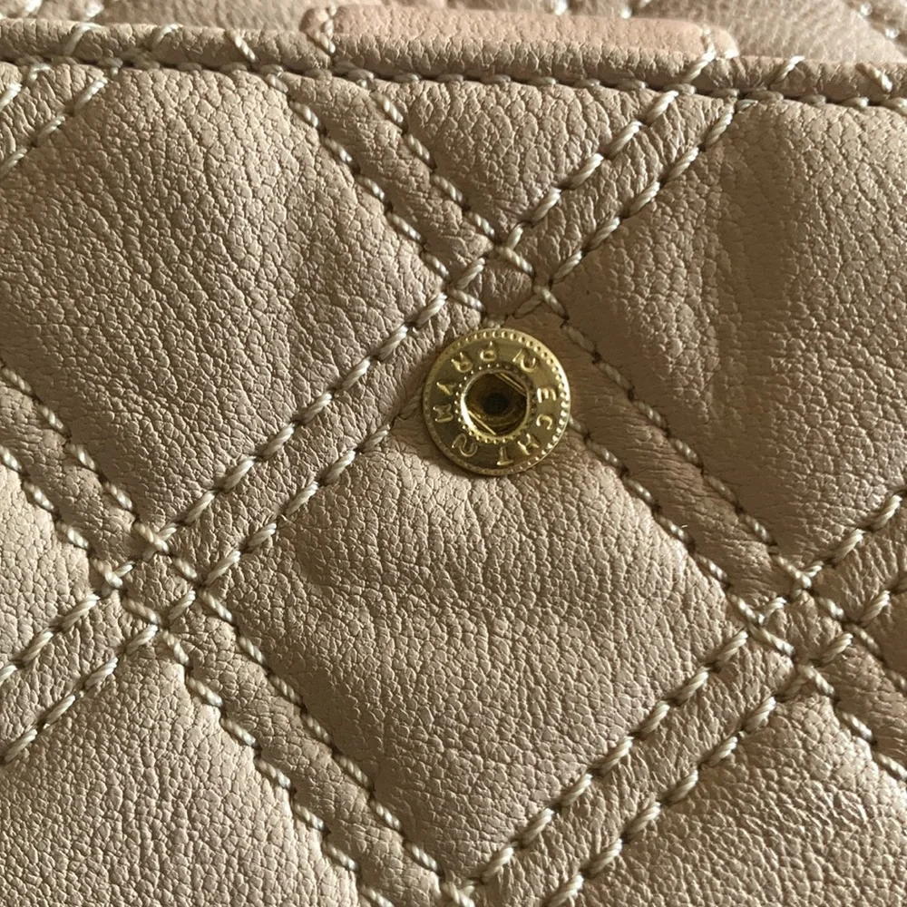 Marc Jacobs long wallet leather matelasse